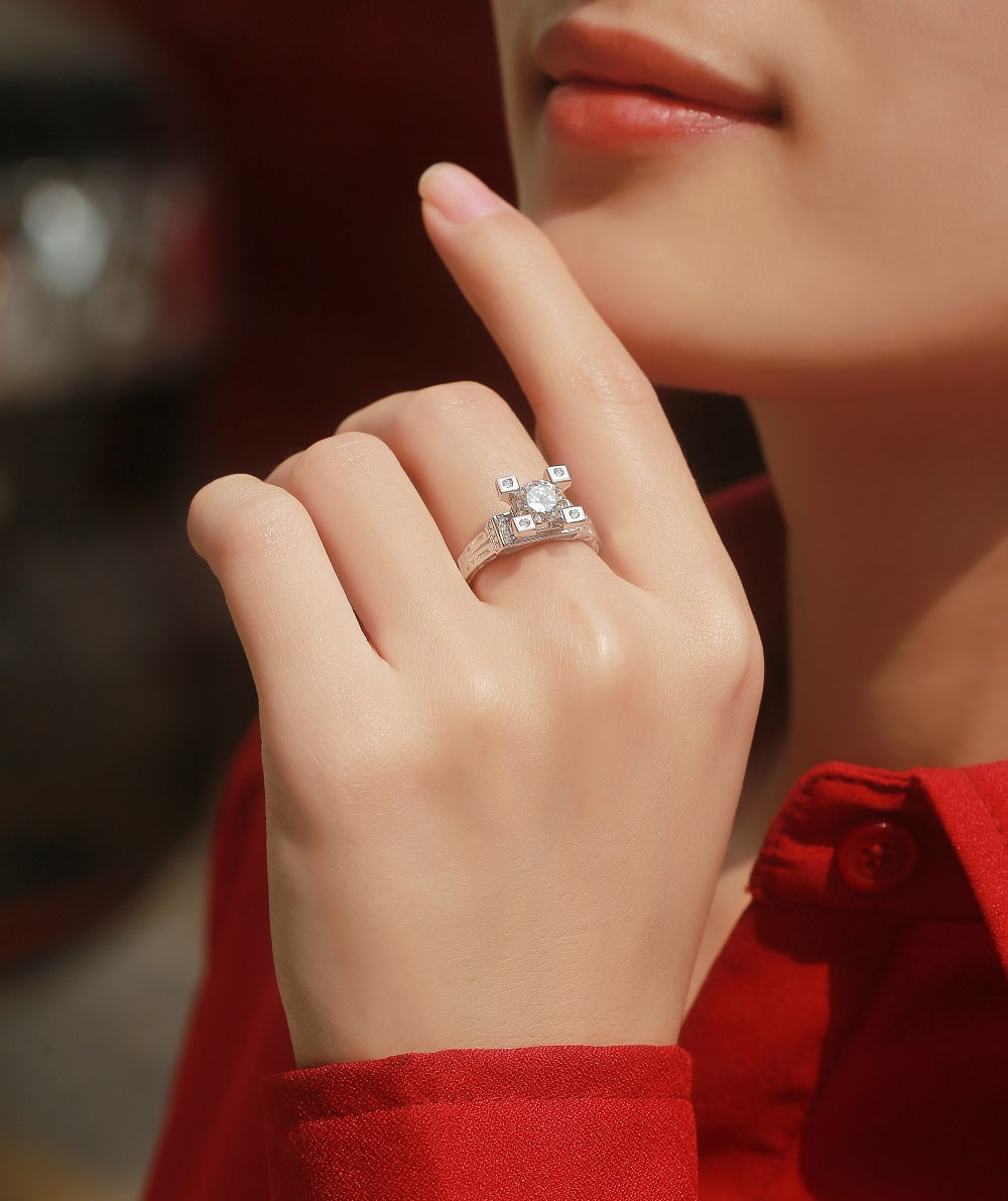 Paris Crown Ring