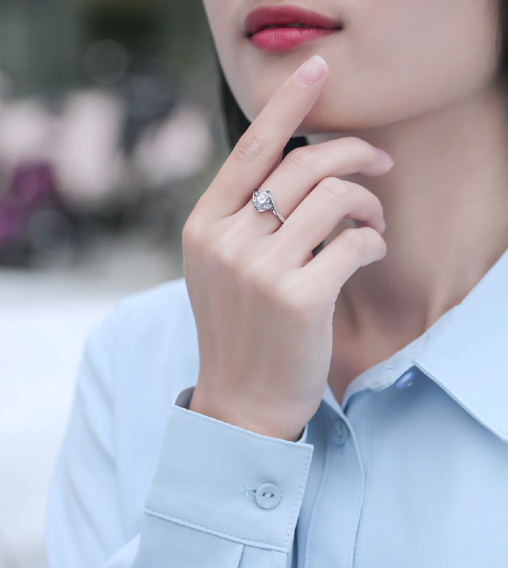 Angel’s Kiss Ring