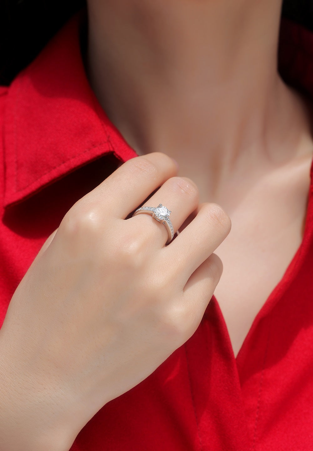 Essence Round Ring