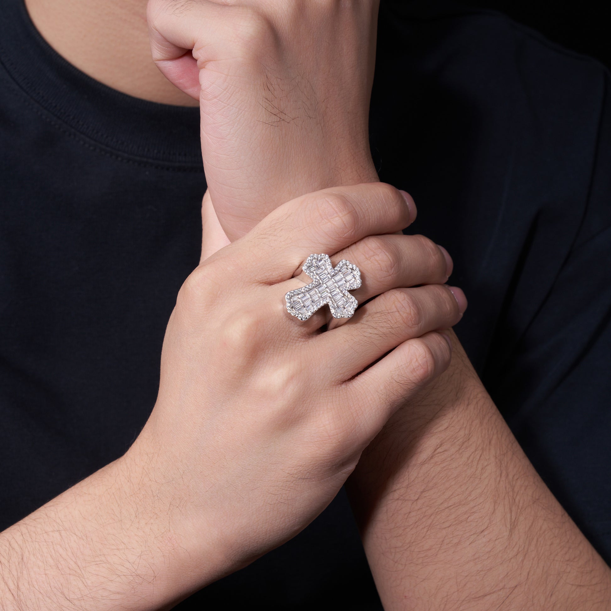 Crosslight Ring | Baguette Cross Statement Ring
