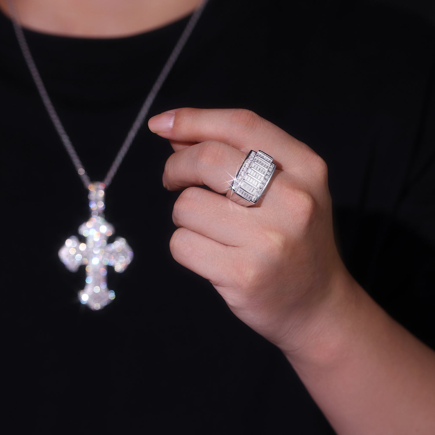 Avenue Ring | Baguette Channel Statement Band
