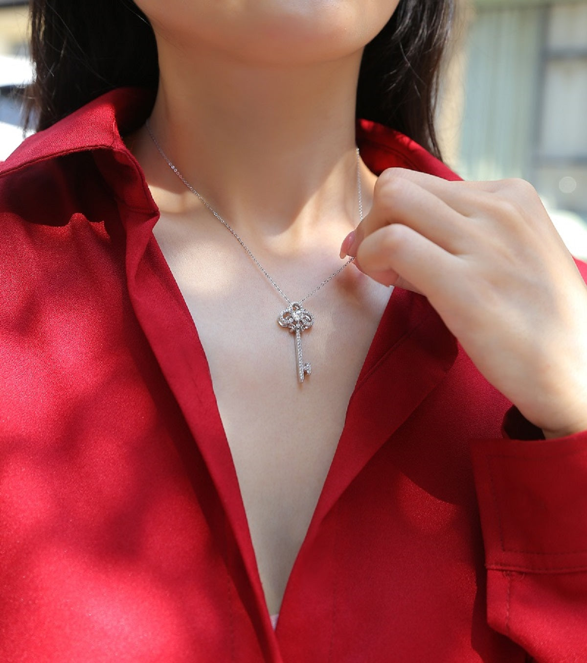 Twilight Key Necklace | Round Cut Moissanite, 925 Sterling Silver