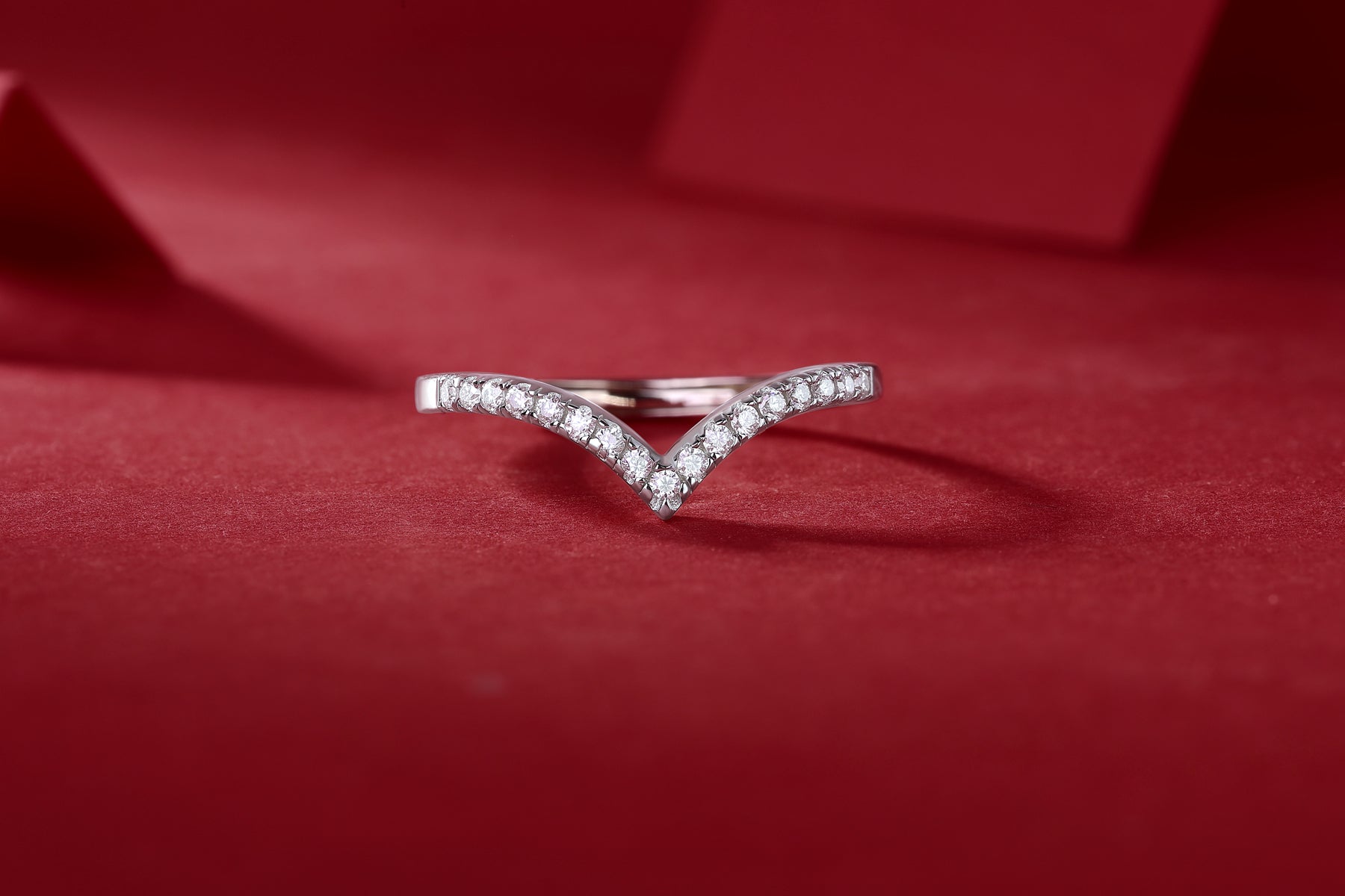 Amora Open Heart Ring