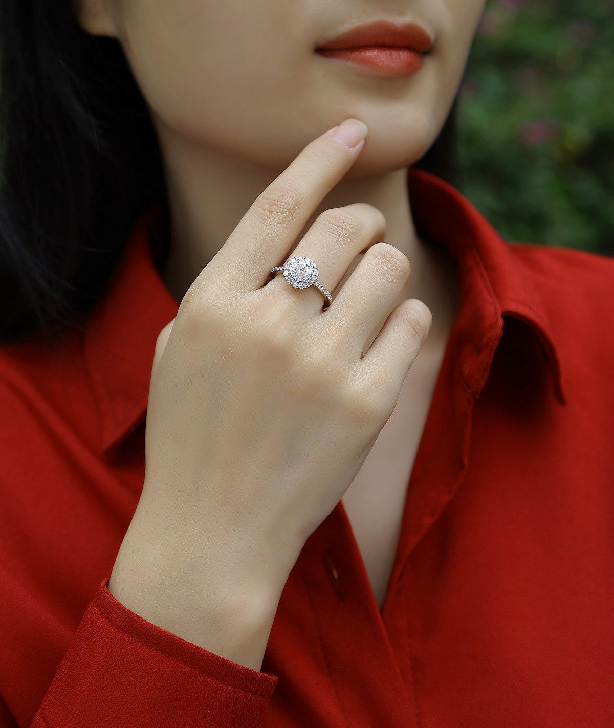 Bloom Ring | Floral Halo Moissanite Ring