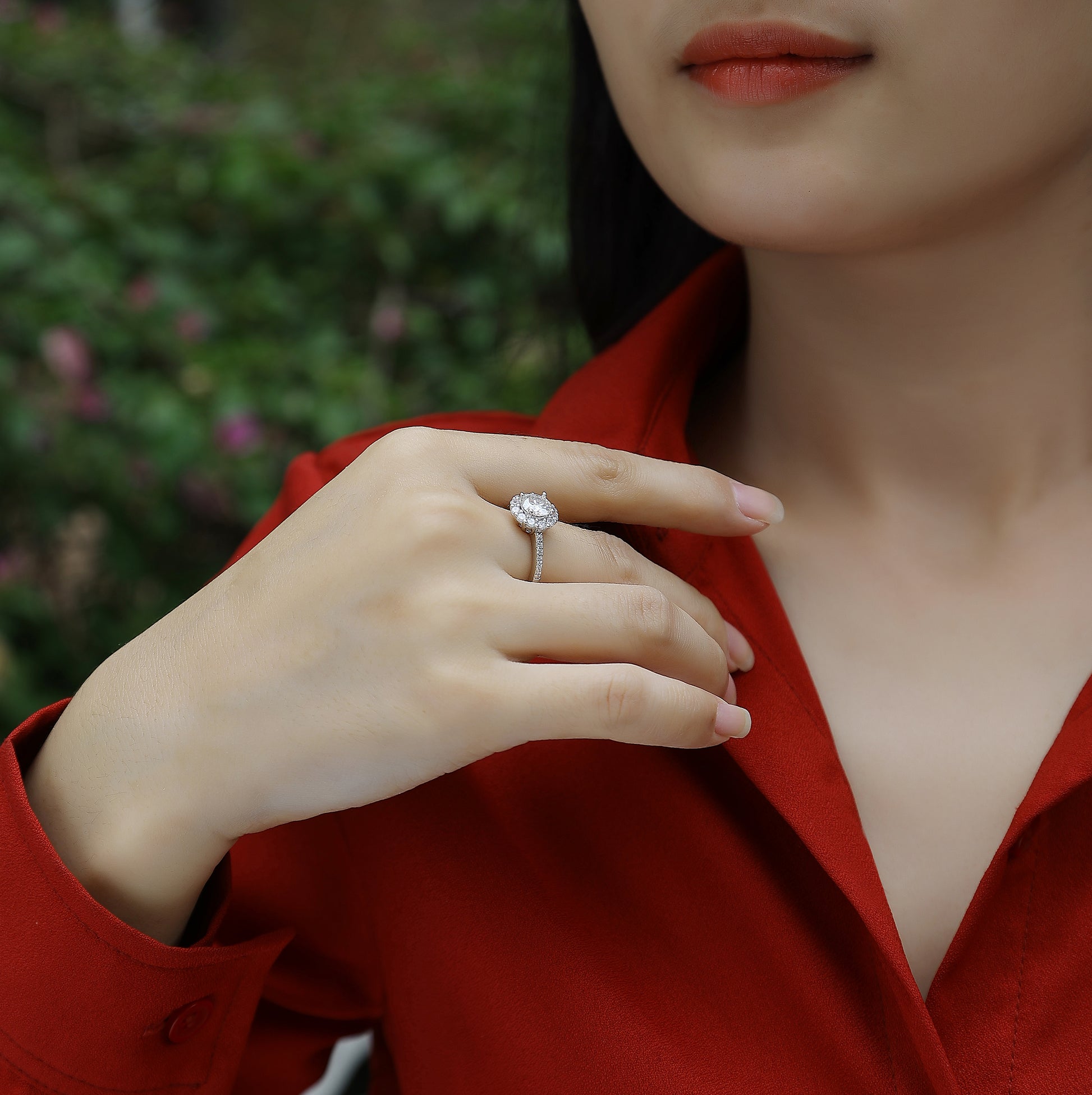 Bloom Ring | Floral Halo Moissanite Ring