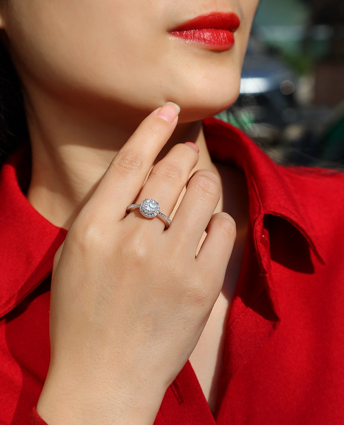 Juliet Ring | Round Halo Moissanite Solitaire