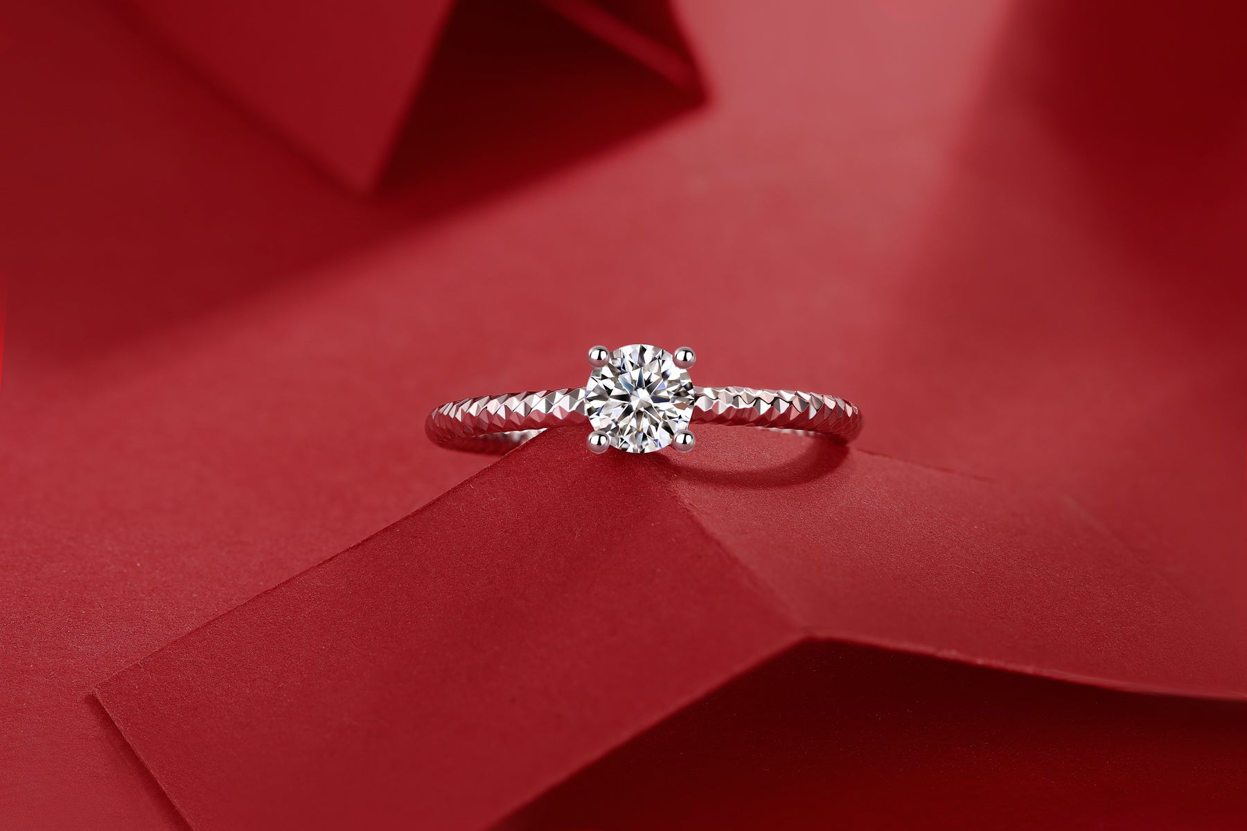 Bond Textured Ring
